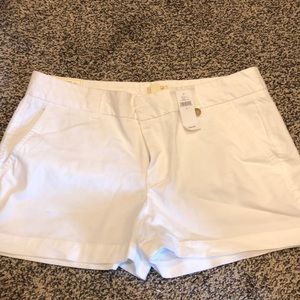 BNWT 3 Inch white shorts from GAP